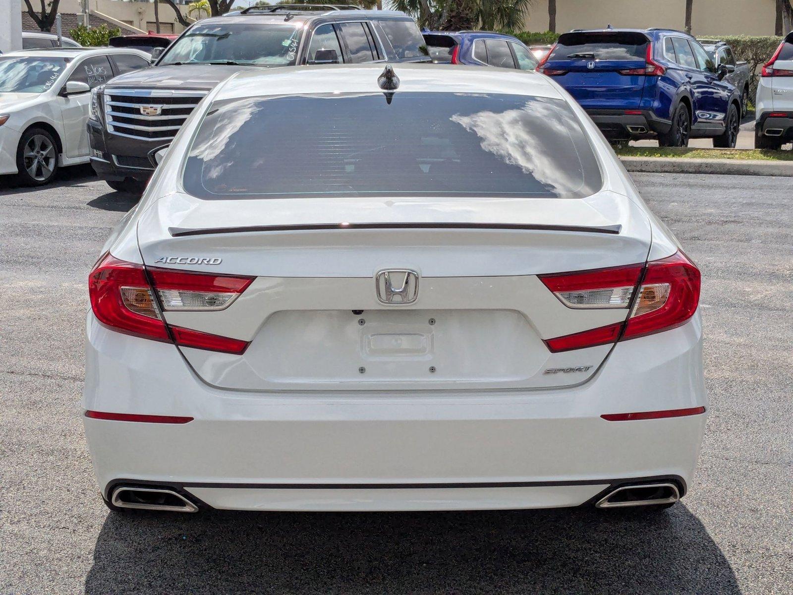 2022 Honda Accord Sedan Vehicle Photo in Miami, FL 33015