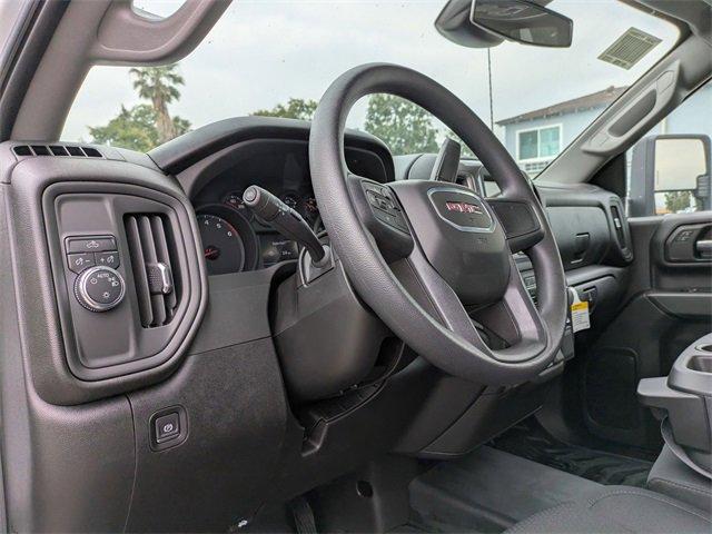 2025 GMC Sierra 2500 HD Vehicle Photo in PASADENA, CA 91107-3803