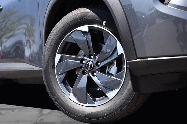 2025 Nissan Rogue Vehicle Photo in Ballwin, MO 63011