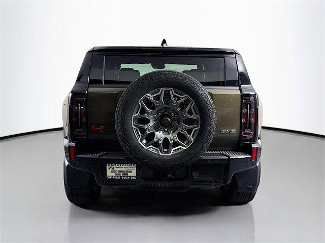 2025 GMC HUMMER EV SUV Vehicle Photo in PUYALLUP, WA 98371-4149