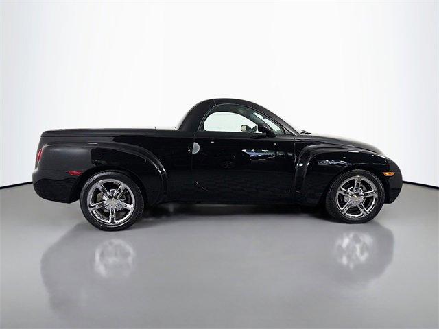 2004 Chevrolet SSR Vehicle Photo in PUYALLUP, WA 98371-4149