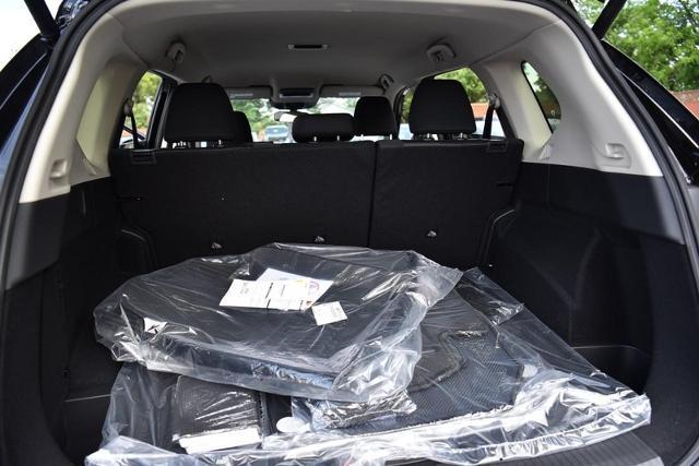 2025 Nissan Rogue Vehicle Photo in Ballwin, MO 63011
