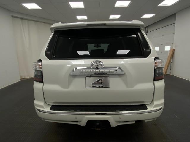 2017 Toyota 4Runner Vehicle Photo in Appleton, WI 54913