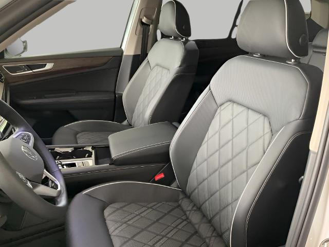 2025 Volkswagen Atlas Vehicle Photo in Oshkosh, WI 54904