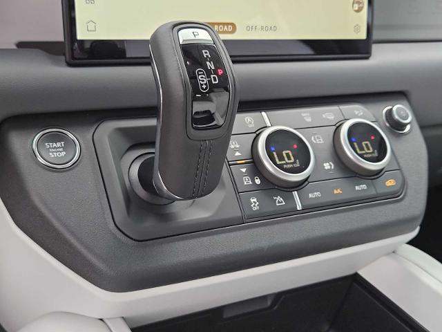 2025 Defender Vehicle Photo in AUSTIN, TX 78717