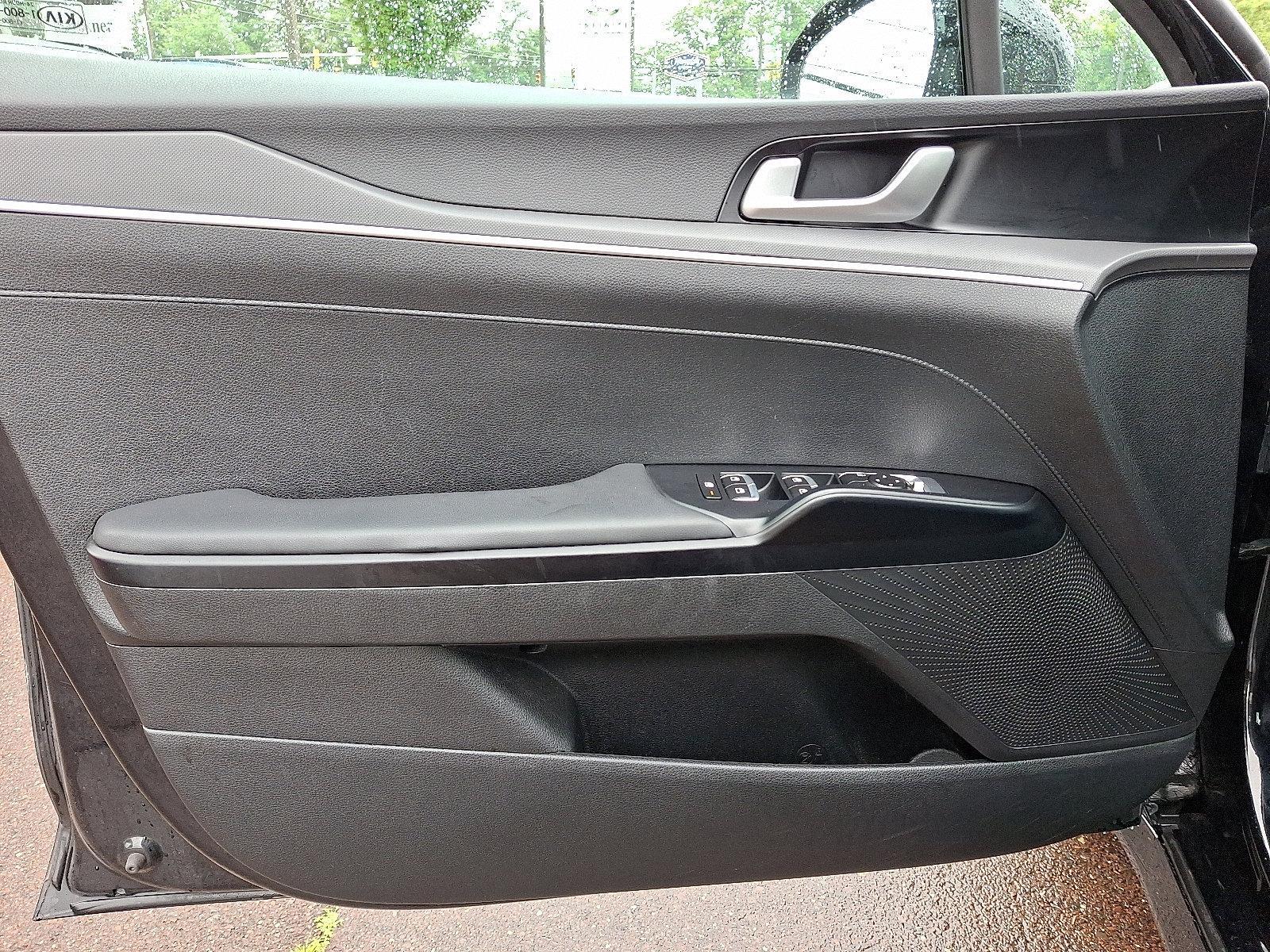 2021 Kia K5 Vehicle Photo in Willow Grove, PA 19090
