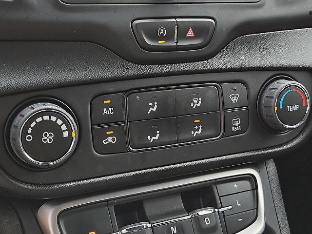 2022 GMC Terrain Vehicle Photo in TREVOSE, PA 19053-4984