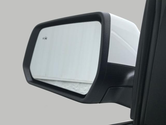 2022 GMC Acadia Vehicle Photo in GREEN BAY, WI 54303-3330