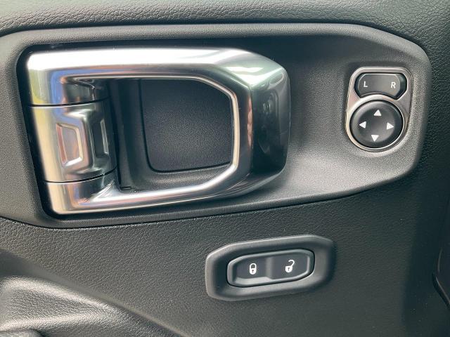 2025 Jeep Gladiator Vehicle Photo in Kaukauna, WI 54130