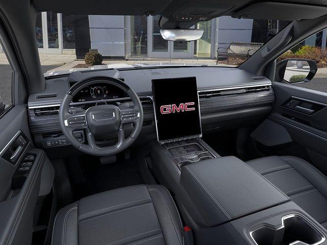 2025 GMC Sierra EV Vehicle Photo in DANBURY, CT 06810-5034