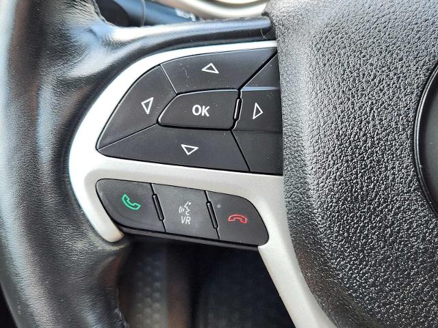 2016 Jeep Cherokee Vehicle Photo in DENTON, TX 76210-9321