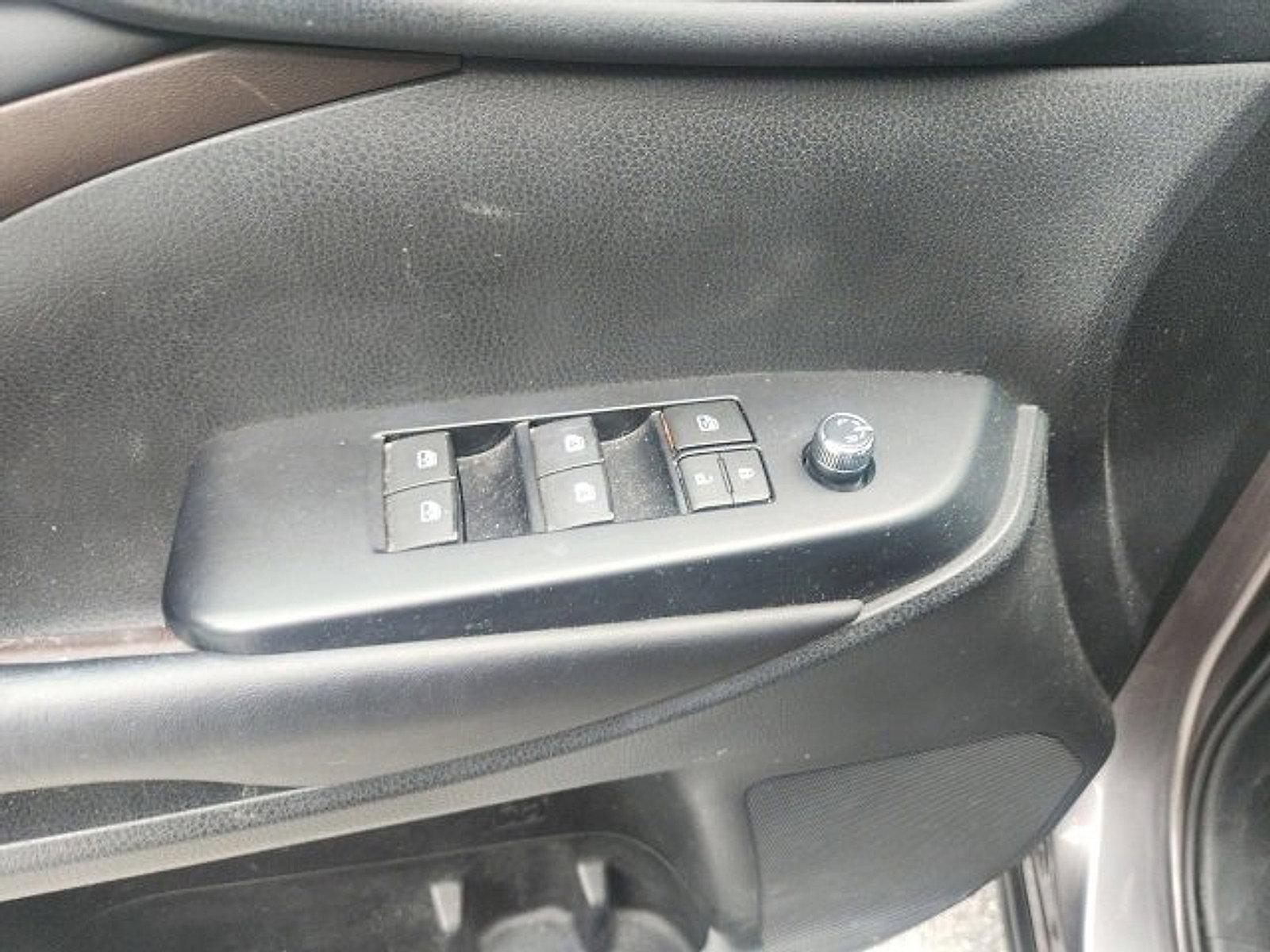 2019 Toyota Highlander Vehicle Photo in Harrisburg, PA 17111