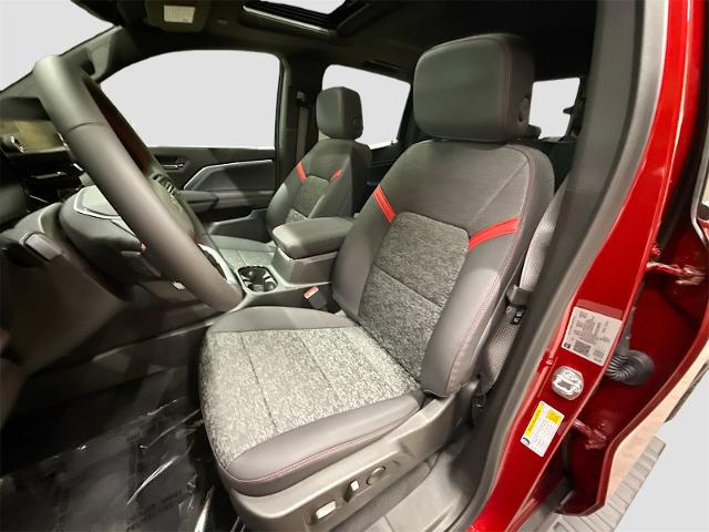 2025 Chevrolet Colorado Vehicle Photo in EVERETT, WA 98203-5662