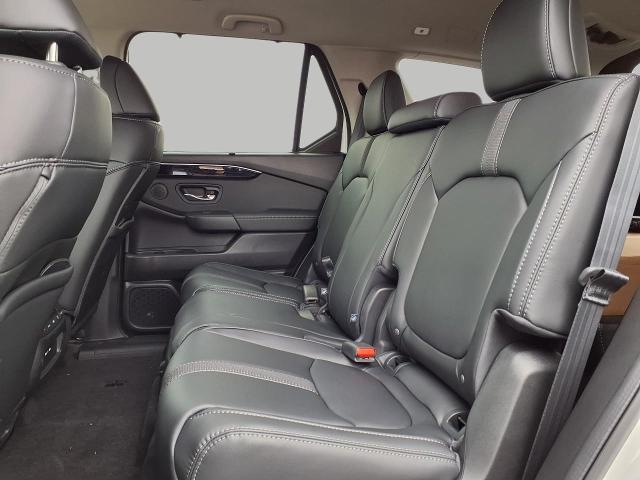 2025 Honda Pilot Vehicle Photo in Oshkosh, WI 54904