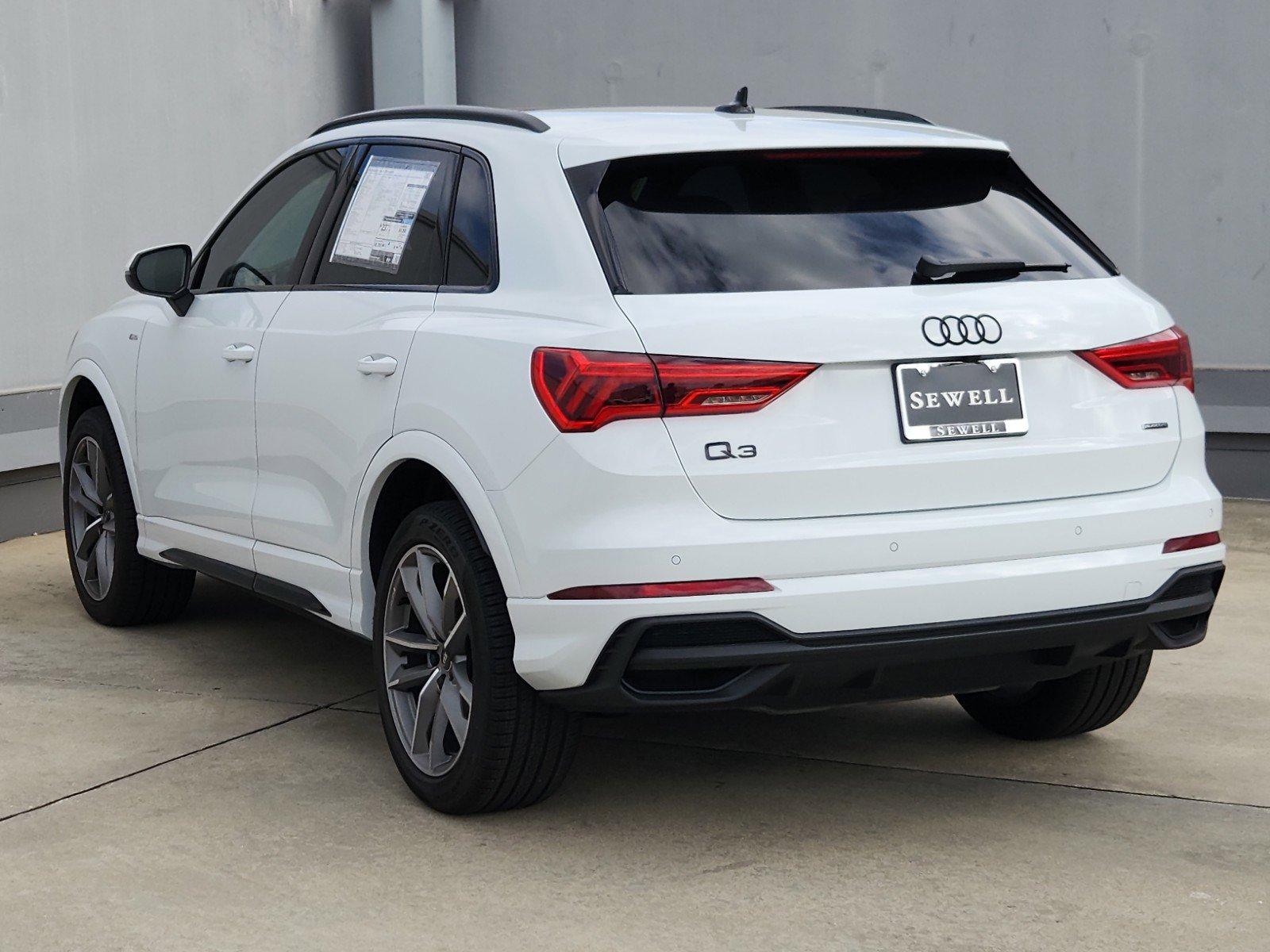 2025 Audi Q3 Vehicle Photo in SUGAR LAND, TX 77478