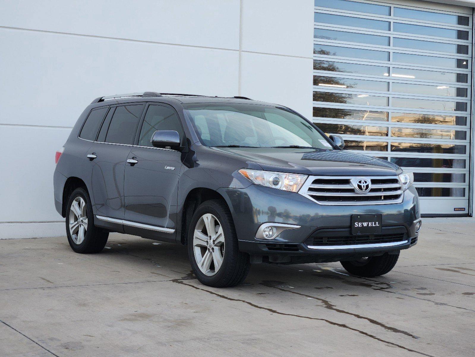 2013 Toyota Highlander Vehicle Photo in PLANO, TX 75024