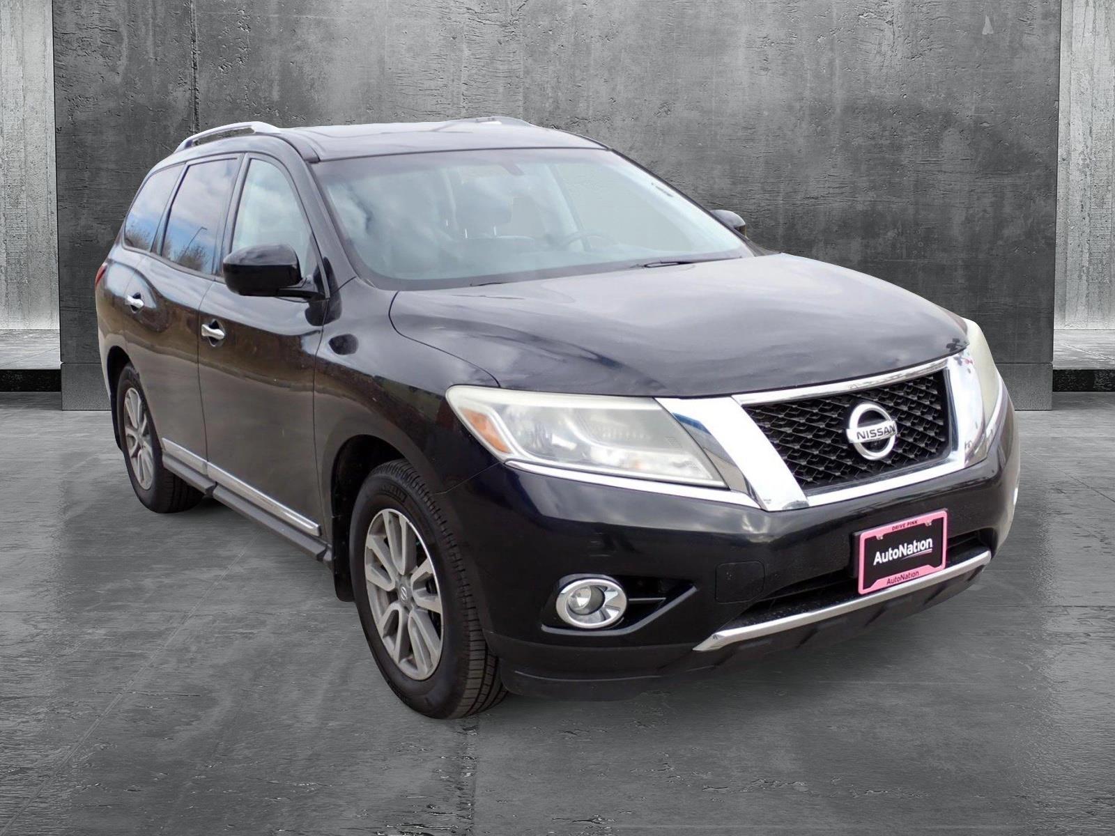 2016 Nissan Pathfinder Vehicle Photo in DENVER, CO 80221-3610