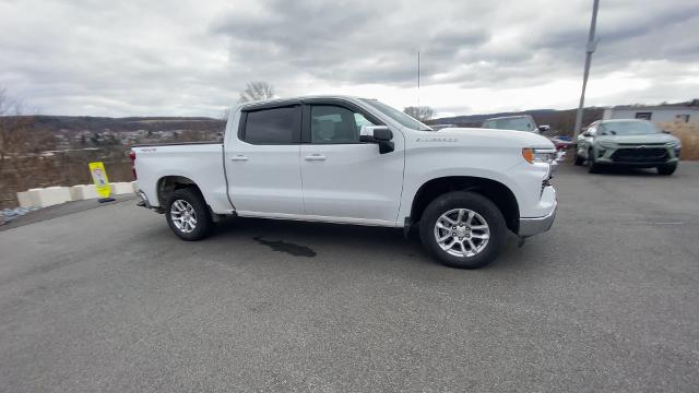 Used 2024 Chevrolet Silverado 1500 LT with VIN 1GCPDKEK6RZ172017 for sale in Slatington, PA