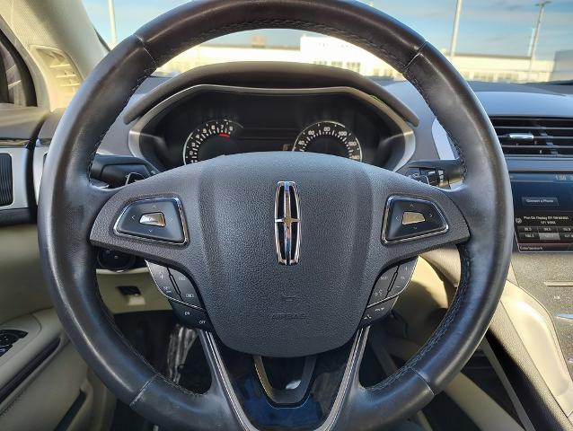 2015 Lincoln MKZ Vehicle Photo in GREEN BAY, WI 54304-5303