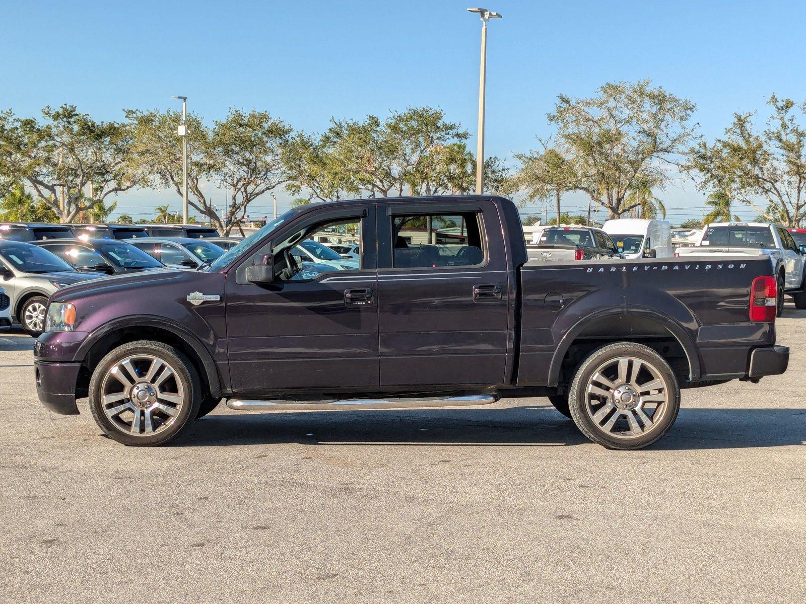 2007 Ford F-150 Vehicle Photo in St. Petersburg, FL 33713