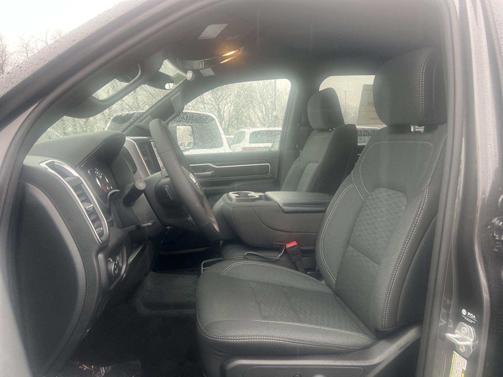 2025 Ram 1500 Vehicle Photo in Mechanicsburg, PA 17050-1707