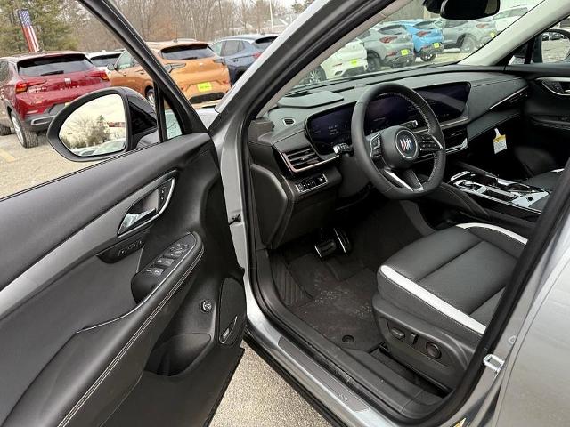 2025 Buick Envision Vehicle Photo in CHICOPEE, MA 01020-5001