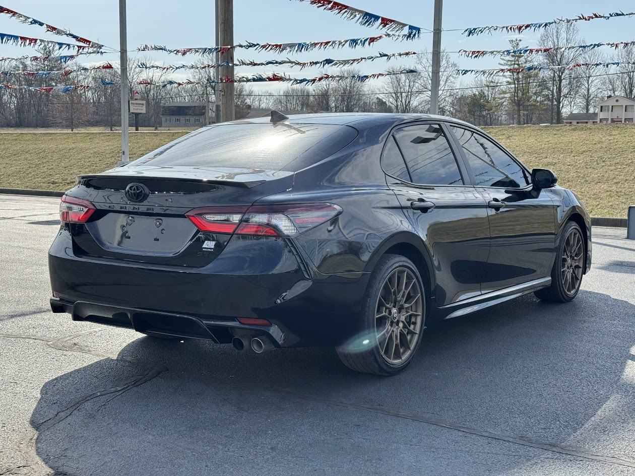 2024 Toyota Camry Vehicle Photo in BOONVILLE, IN 47601-9633