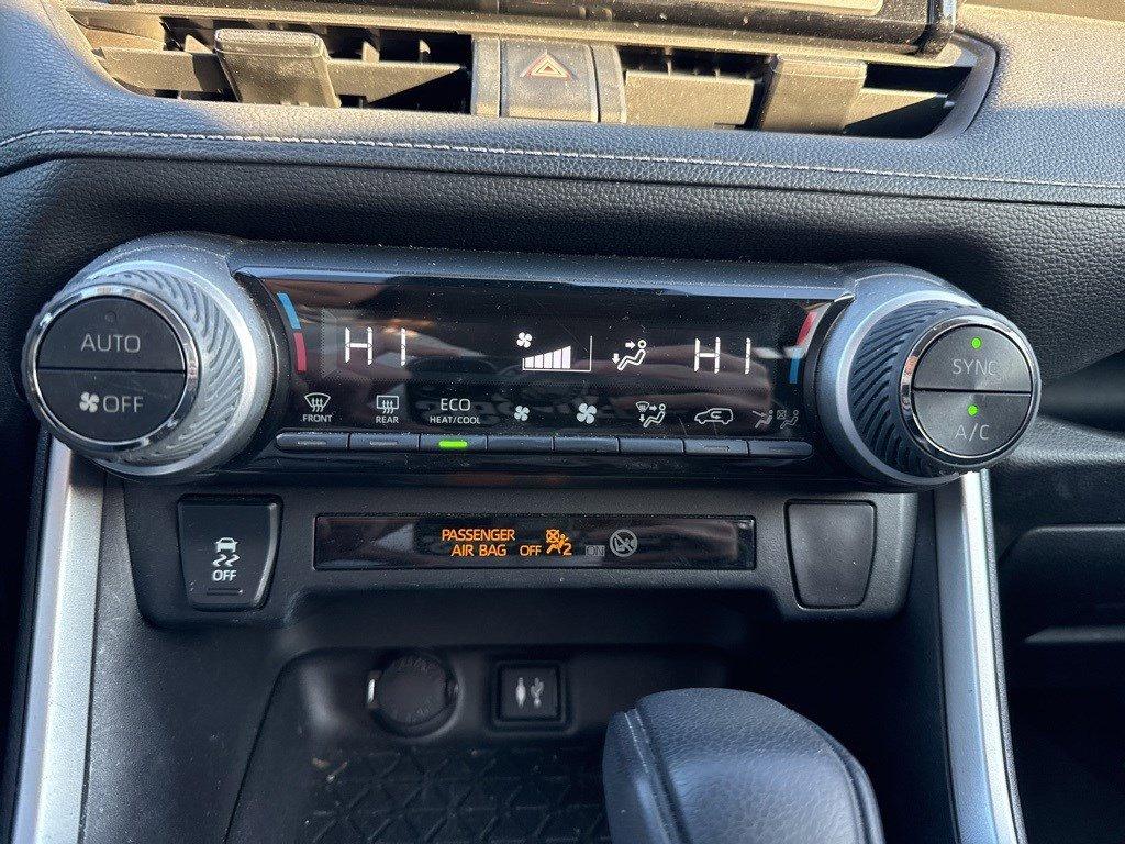 2019 Toyota RAV4 Vehicle Photo in Harrisburg, PA 17111