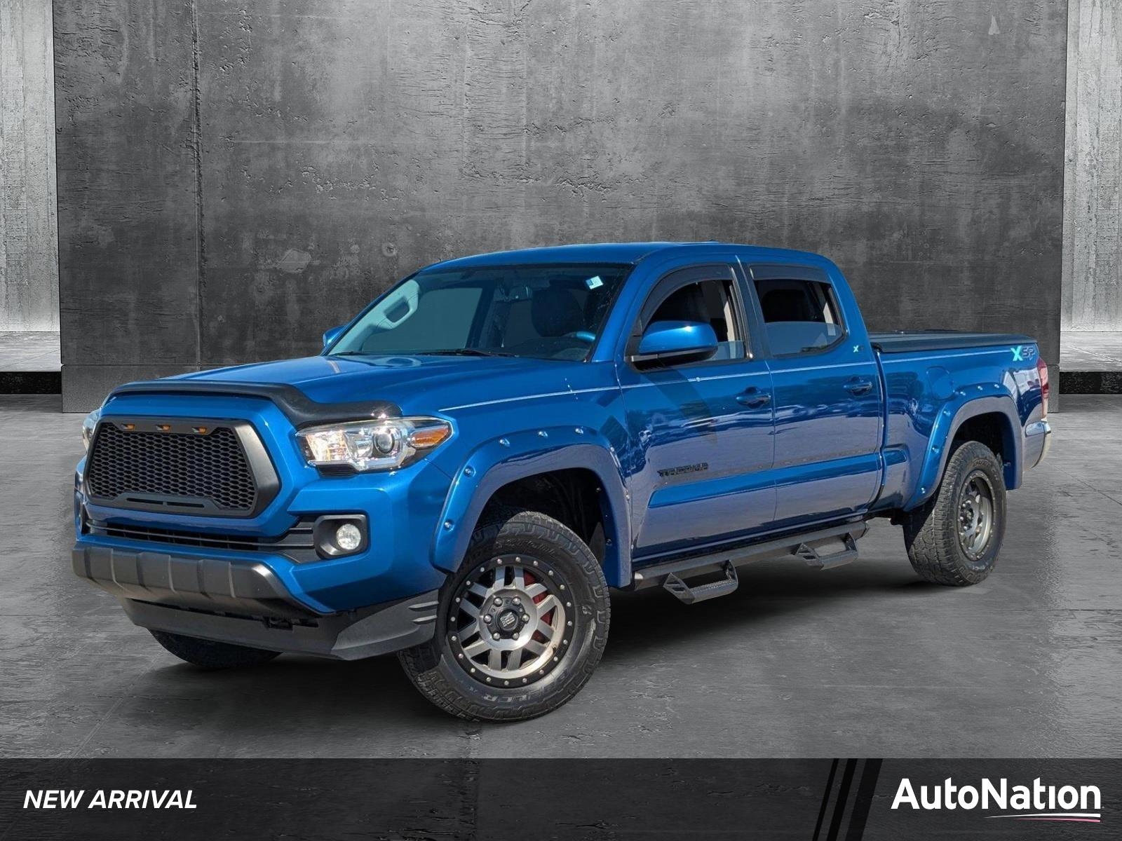 2017 Toyota Tacoma Vehicle Photo in St. Petersburg, FL 33713