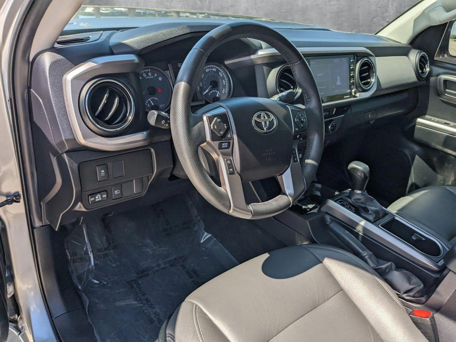 2022 Toyota Tacoma 2WD Vehicle Photo in Davie, FL 33331