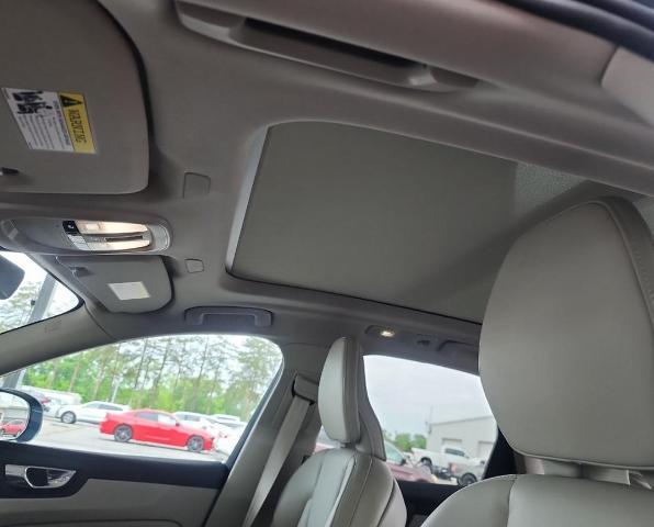 2022 Volvo XC60 Vehicle Photo in Houston, TX 77007