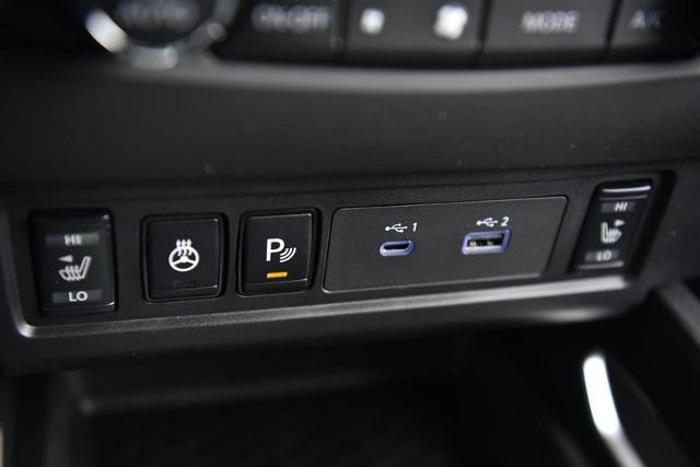 2025 Nissan Frontier Vehicle Photo in Ballwin, MO 63011