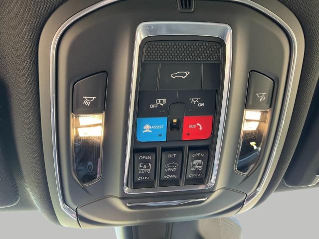 2025 Jeep Grand Cherokee L Vehicle Photo in Kaukauna, WI 54130
