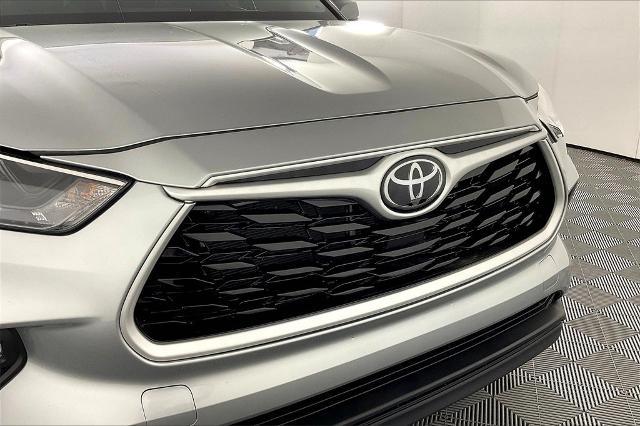 2024 Toyota Highlander Vehicle Photo in Tulsa, OK 74129