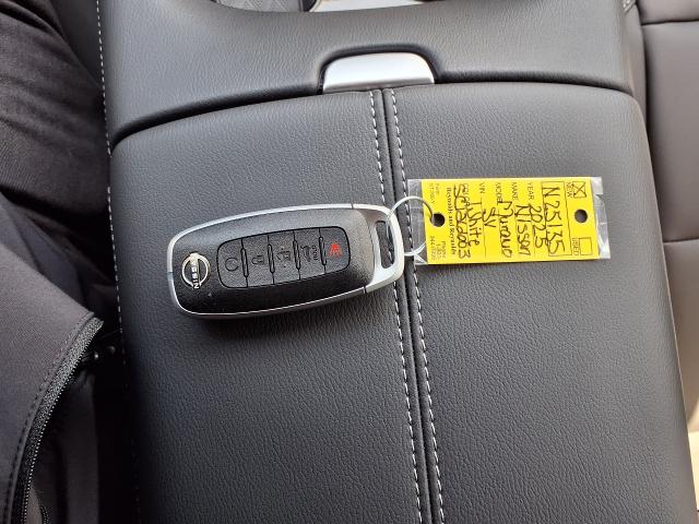 2025 Nissan Murano Vehicle Photo in Oshkosh, WI 54904