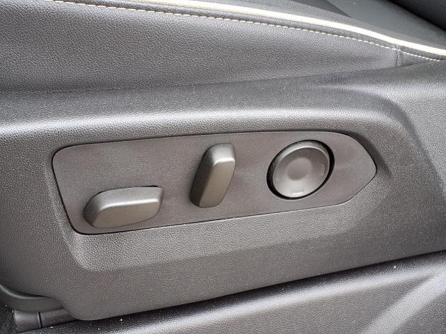 2024 GMC Yukon XL Vehicle Photo in ROXBORO, NC 27573-6143