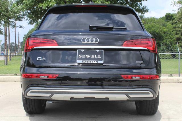 2024 Audi Q5 Vehicle Photo in HOUSTON, TX 77090