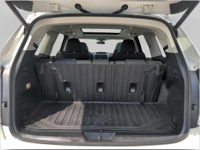 2022 Subaru Ascent Vehicle Photo in Green Bay, WI 54304