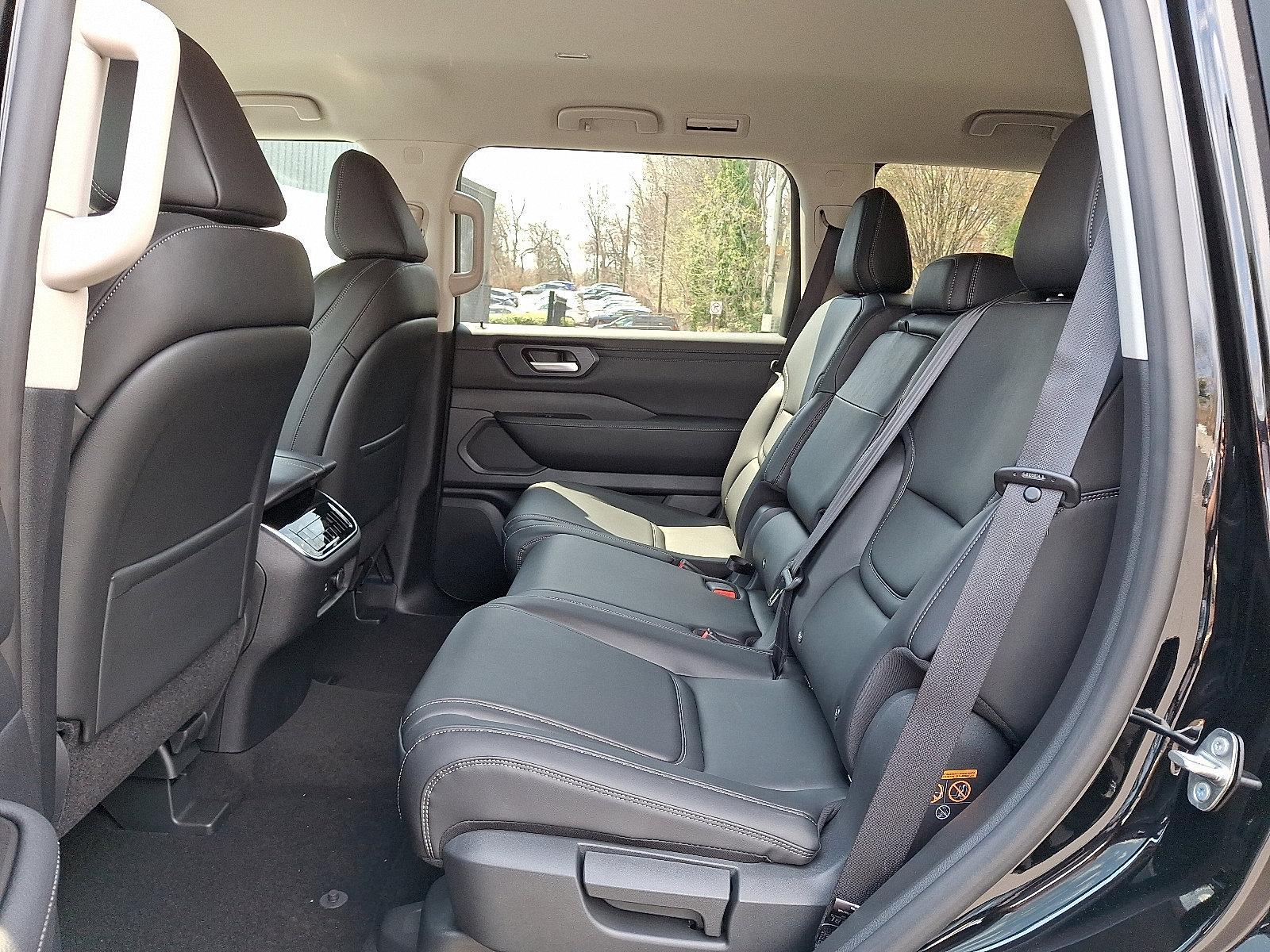 2025 Nissan Armada Vehicle Photo in Jenkintown, PA 19046
