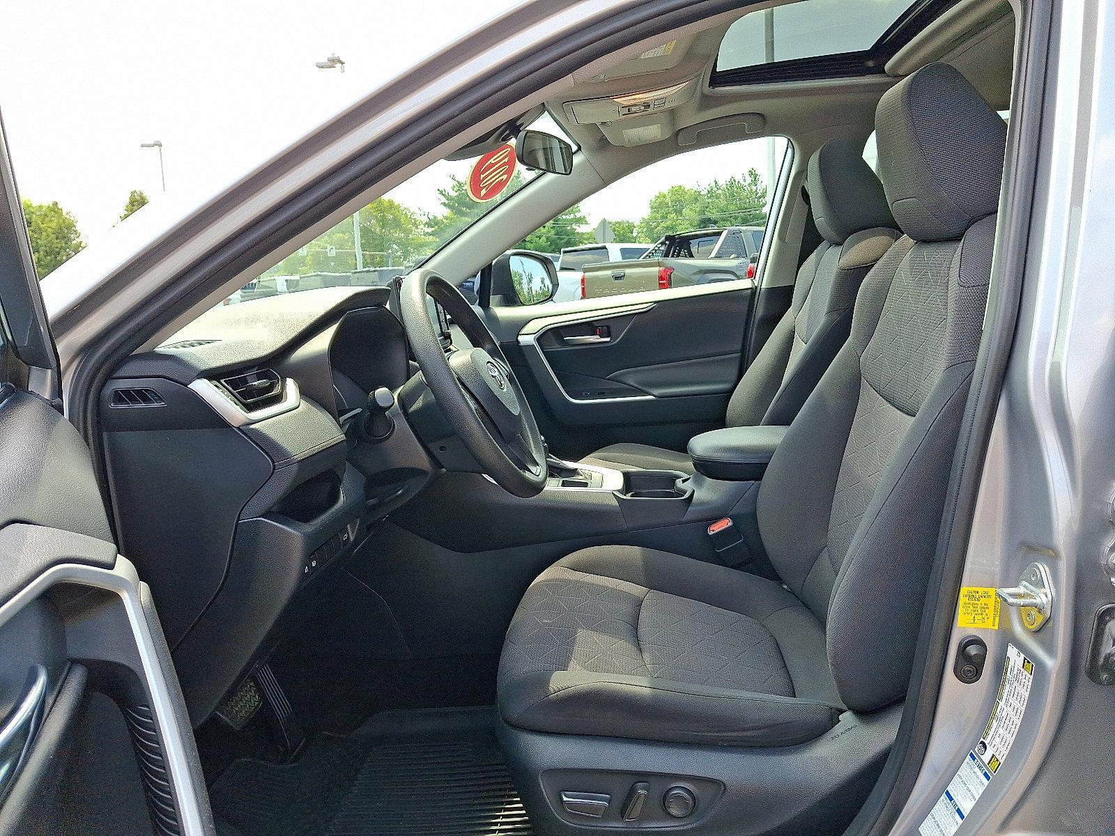 2019 Toyota RAV4 Vehicle Photo in Trevose, PA 19053