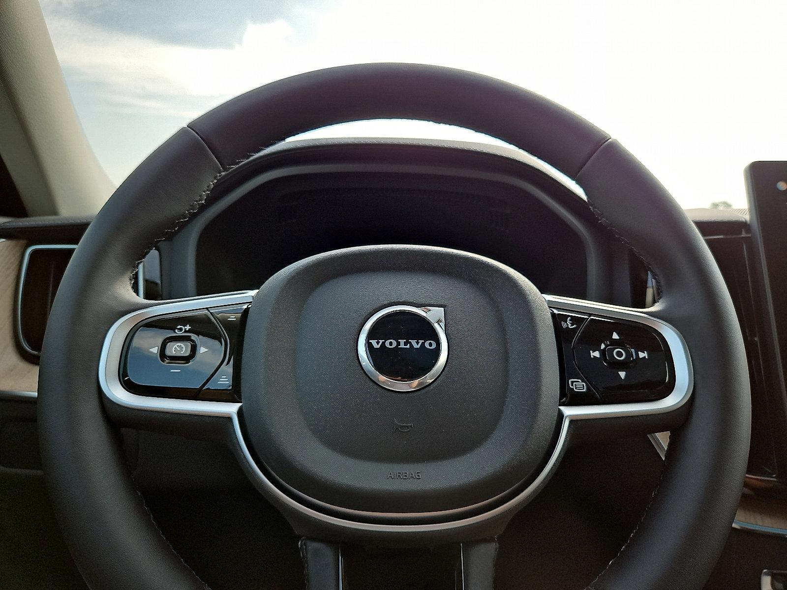 2026 Volvo XC60 Vehicle Photo in Trevose, PA 19053