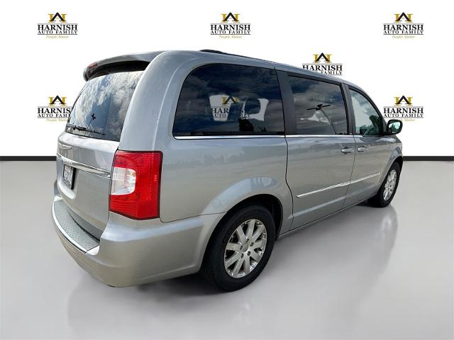 2013 Chrysler Town & Country Vehicle Photo in EVERETT, WA 98203-5662