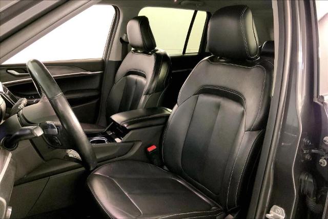 2022 Jeep Grand Cherokee Vehicle Photo in Kansas City, MO 64114