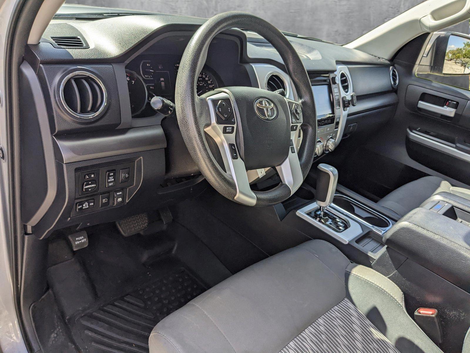 2018 Toyota Tundra 4WD Vehicle Photo in Davie, FL 33331