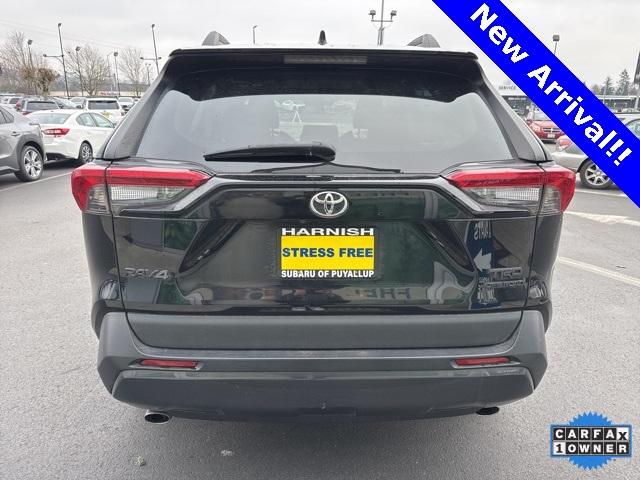 2020 Toyota RAV4 Vehicle Photo in Puyallup, WA 98371