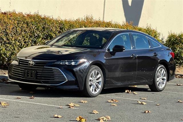 2022 Toyota Avalon XLE photo 8