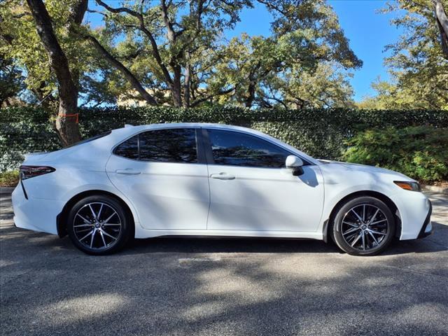 2024 Toyota Camry Vehicle Photo in SAN ANTONIO, TX 78230-1001