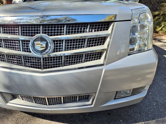 2012 Cadillac Escalade ESV Vehicle Photo in SAN ANTONIO, TX 78230-1001