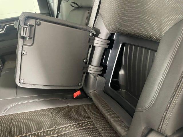2025 Chevrolet Silverado 3500 HD Vehicle Photo in PHOENIX, AZ 85014-3381