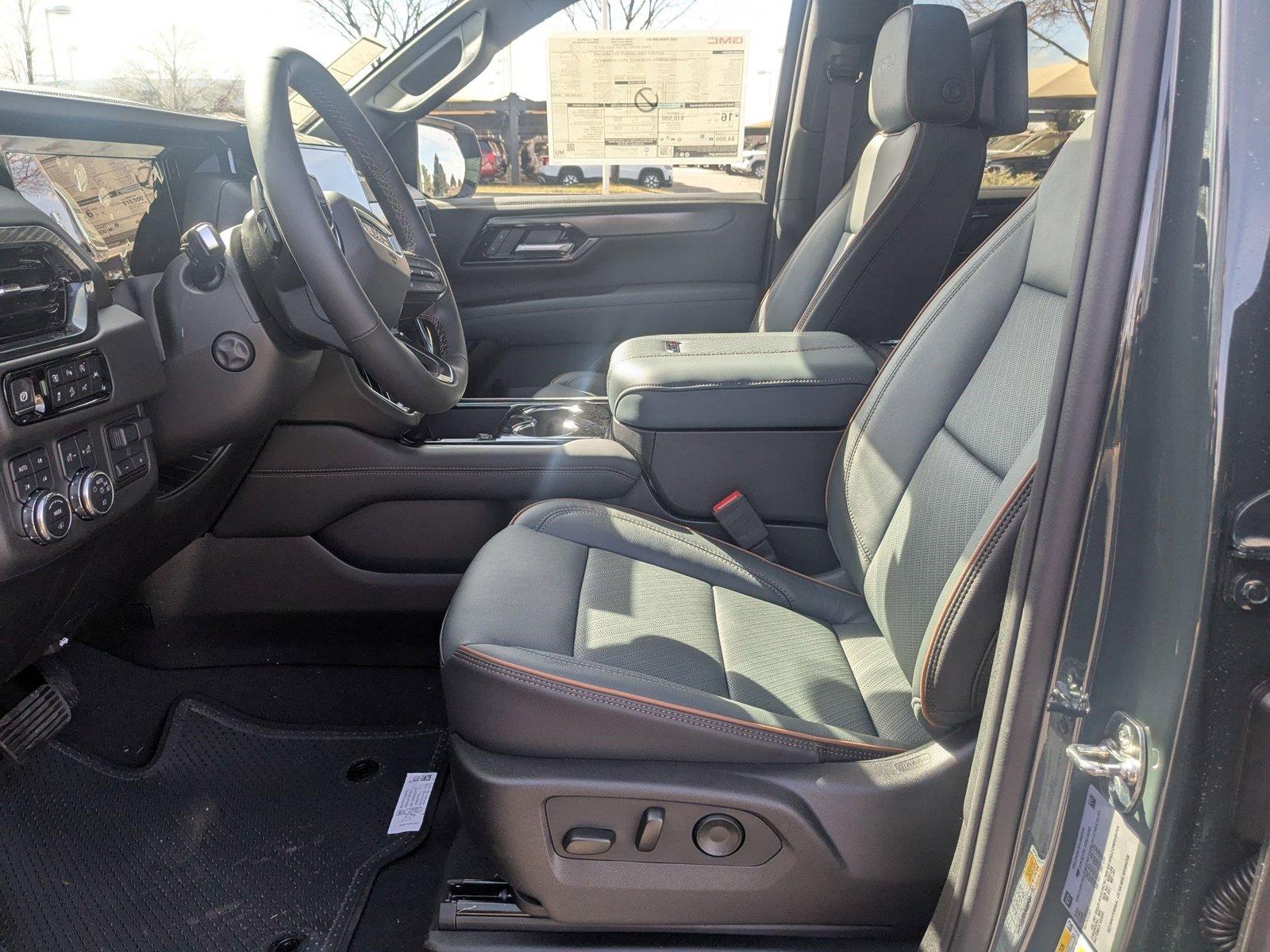 2025 GMC Yukon Vehicle Photo in LONE TREE, CO 80124-2750